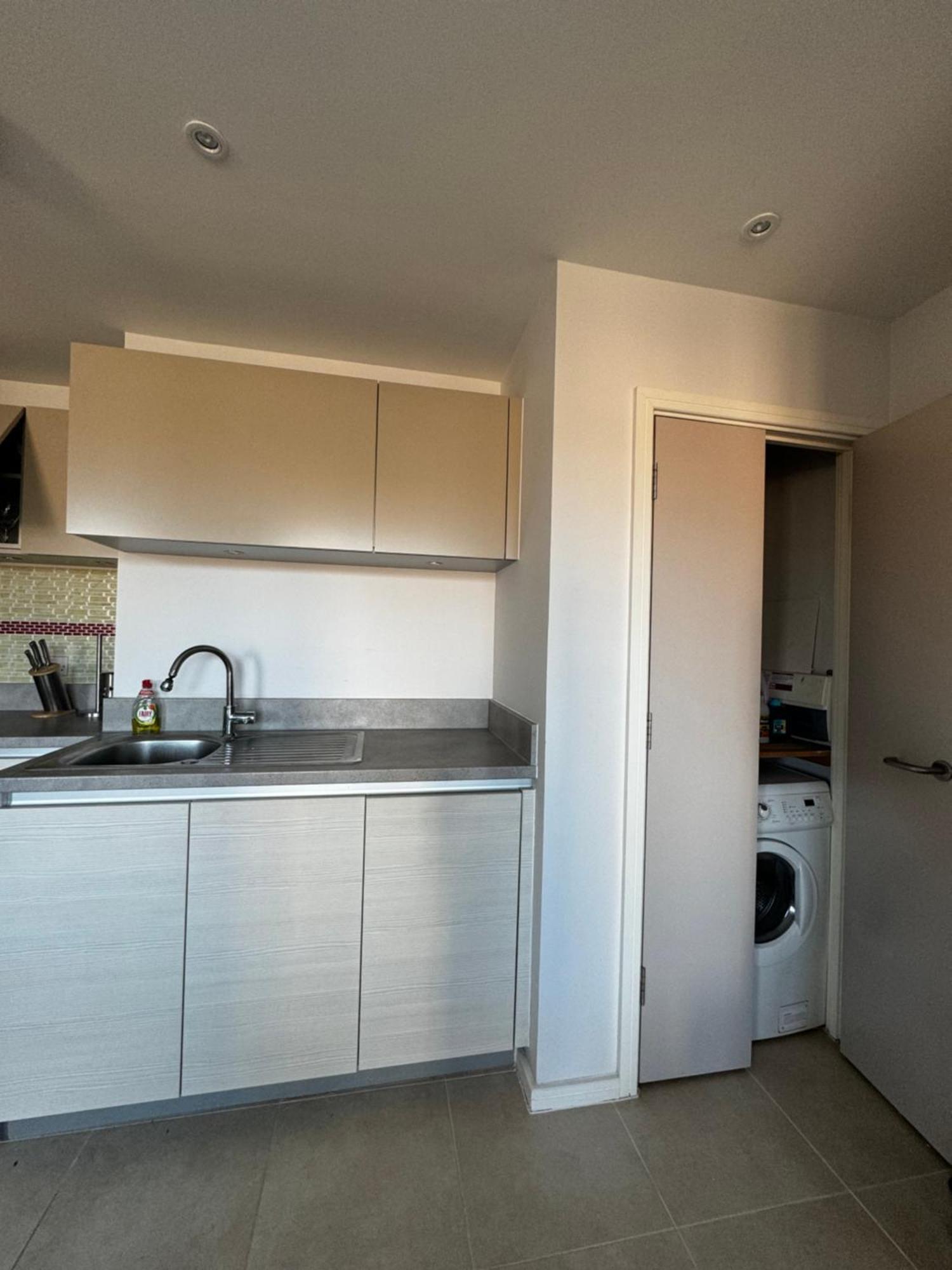 Appartement Entire Flat Custom House *